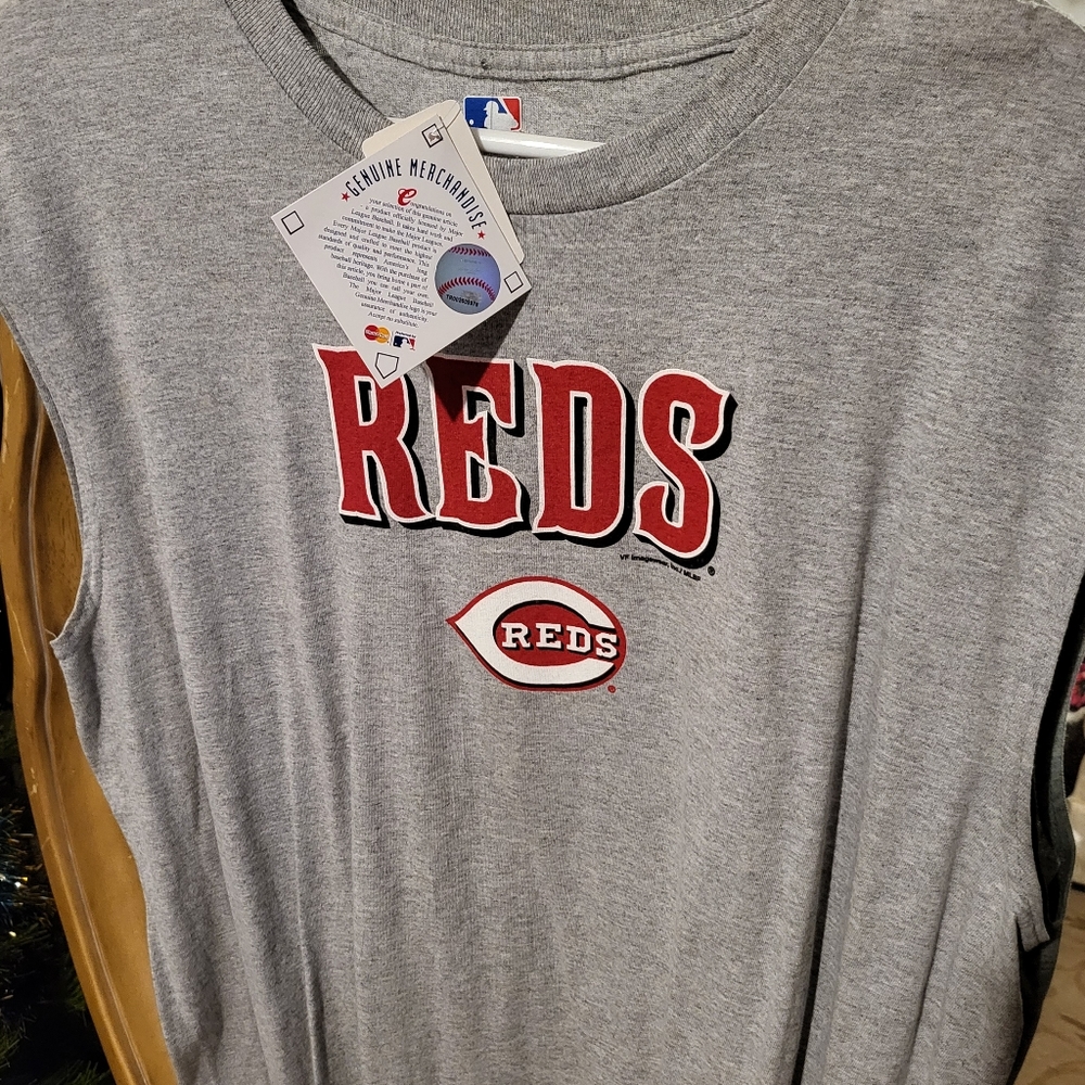Cincinnati Reds Sleeveless Shirt